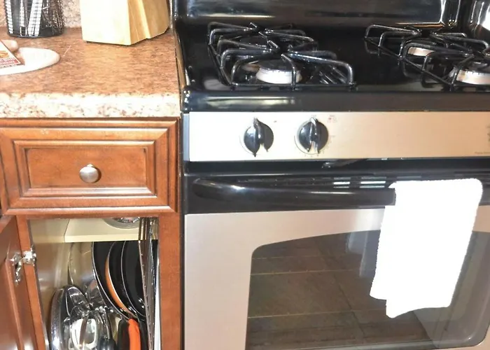 1 Bdr Guest In Oro Valley! Mtn Views, Hot Tub Dom wakacyjny Oro Valley